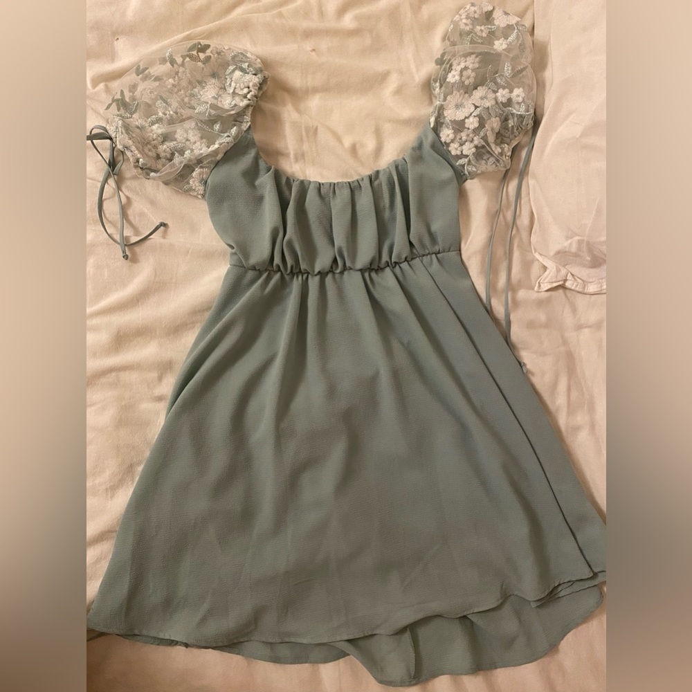 Lucy in the Sky - Leilani Crinkle Chiffon Baby Doll Dress in Pastel Green.